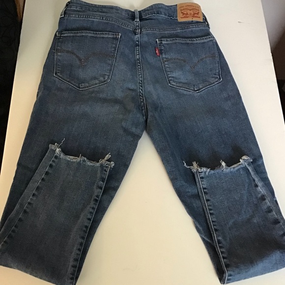 Levi’s High Rise Ankle Skinny Jeans - Picture 2 of 3